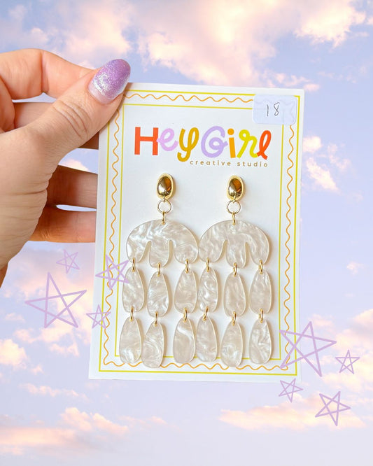 head in the clouds dangles