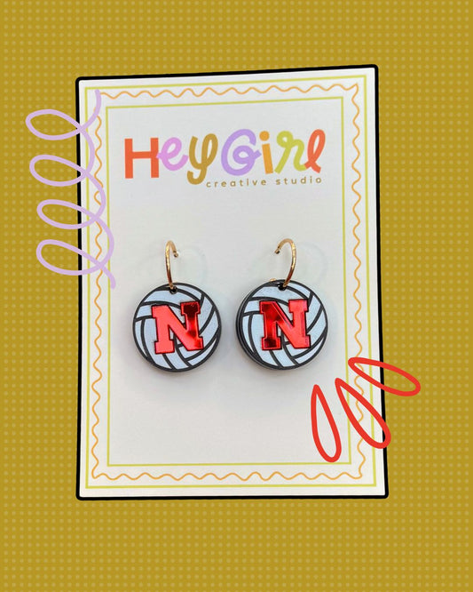 Cornhusker cuties: volleyball pride!