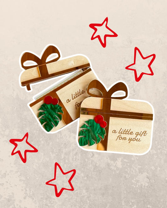 *Christmas gift card holder